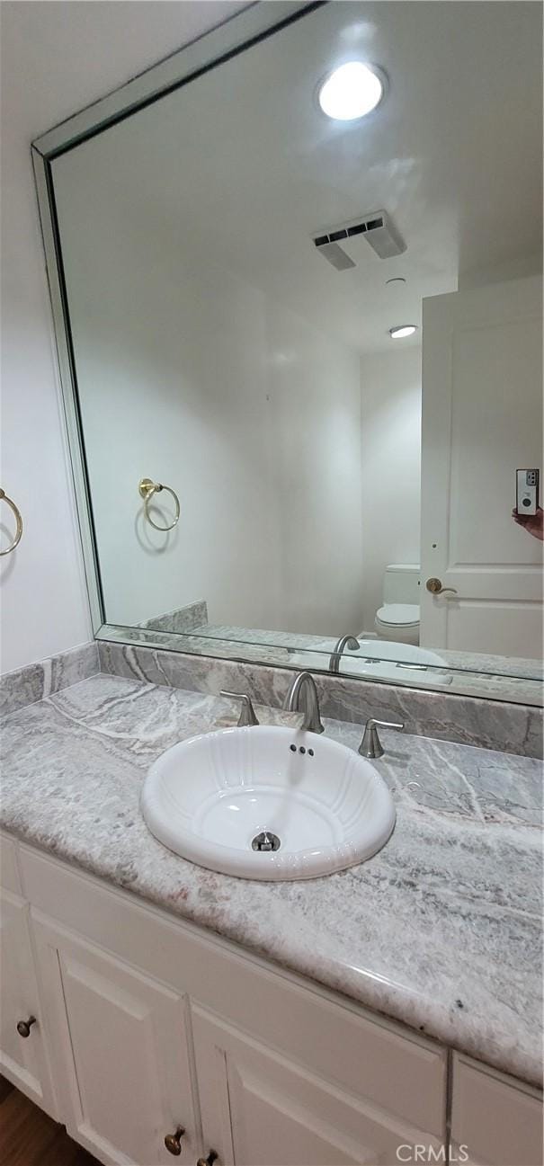 448 N Oakhurst Dr Unit 1, Beverly Hills, CA 90210 - bathroom featuring vanity and toilet