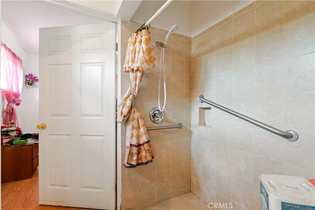 1140 Indian Summer Ave, La Puente, CA 91744 - full bath with a tile shower