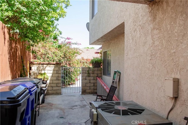 28948 Marilyn Dr, Canyon Country, CA 91387 - view of patio