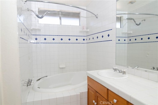 28948 Marilyn Dr, Canyon Country, CA 91387 - bathroom with vanity and tiled shower / bath combo