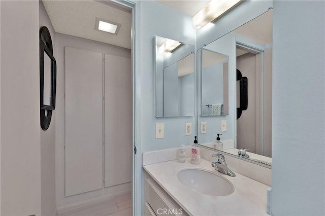 949 W Imperial Blvd Unit 14C, La Habra, CA 90631 - bathroom with vanity