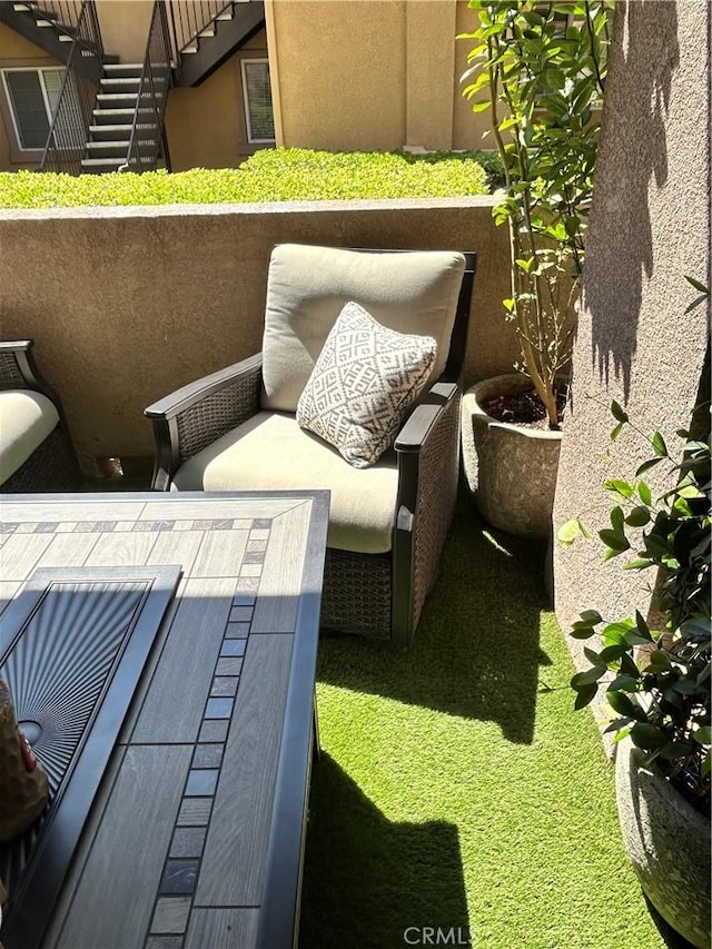 41410 Juniper St Unit 2012, Murrieta, CA 92562 - balcony featuring stairway