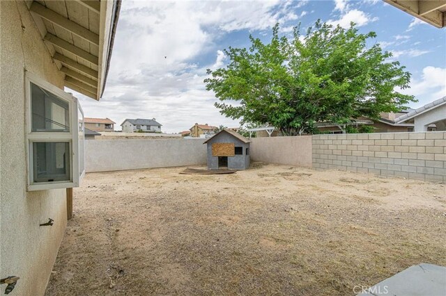 14752 Grafton Ln, Helendale, CA 92342 - view of fenced backyard