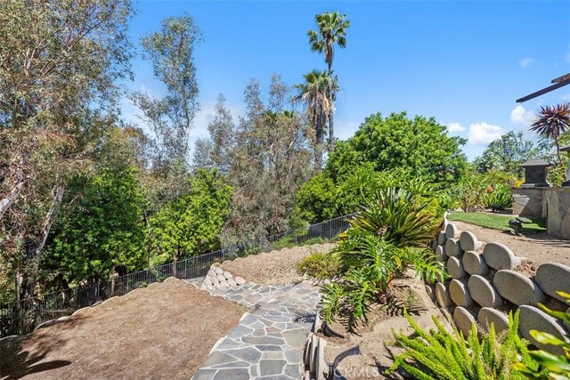 27121 Shenandoah Dr, Laguna Hills, CA 92653 - photo 29