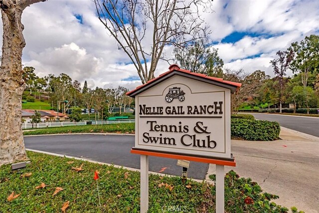 27121 Shenandoah Dr, Laguna Hills, CA 92653 - view of community / neighborhood sign