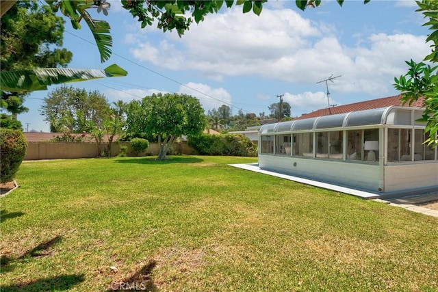 1525 E Baldwin Ave, Orange, CA 92865 - view of yard featuring a sunroom