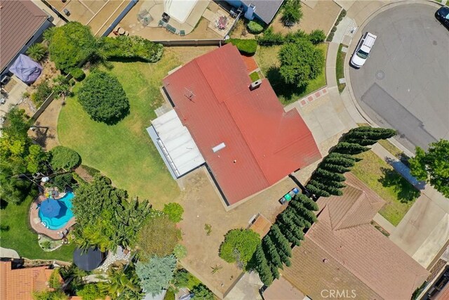 1525 E Baldwin Ave, Orange, CA 92865 - bird's eye view of a pool