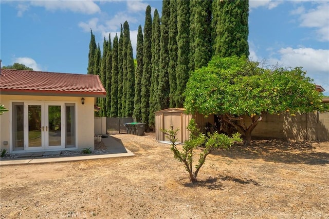1525 E Baldwin Ave, Orange, CA 92865 - view of yard with french doors
