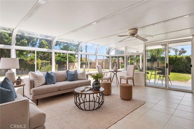 1525 E Baldwin Ave, Orange, CA 92865 - sunroom / solarium featuring an outdoor living space and ceiling fan