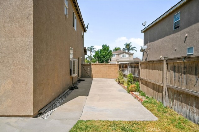 7126 Misty Mdw, Eastvale, CA 92880 - photo 33