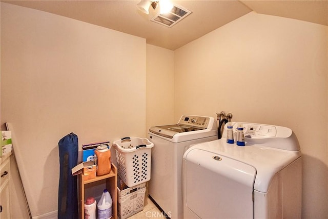 2036 S Buenos Aires Dr, Covina, CA 91724 - laundry room featuring washer and dryer