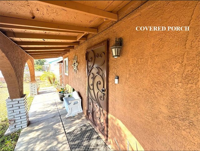 5246 N Clydebank Ave, Azusa, CA 91702 - view of patio