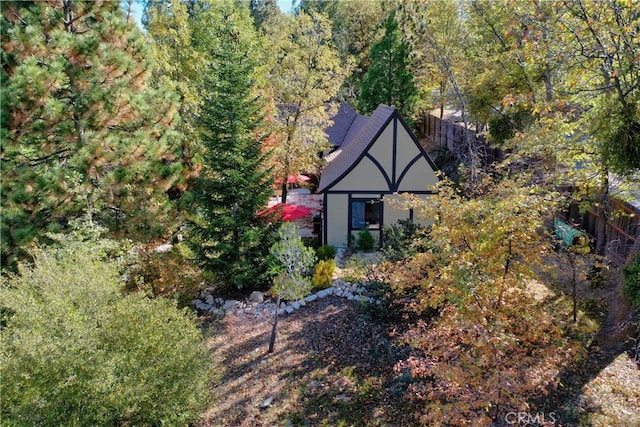 27625 High Knoll Rd, Lake Arrowhead, CA 92352 - exterior space featuring a forest view