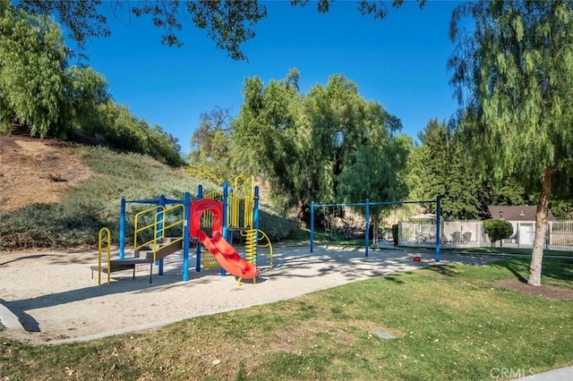24214 Dalgo Dr, Valencia, CA 91355 - community jungle gym with a lawn