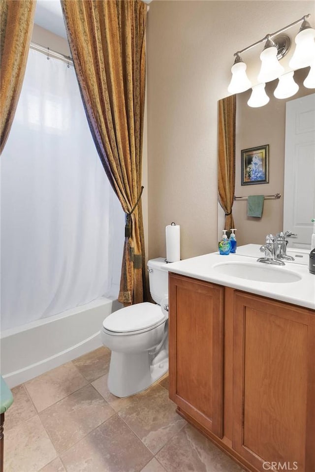 19423 Crystal Springs Ln, Apple Valley, CA 92308 - full bath with vanity, toilet, and shower / bath combination with curtain