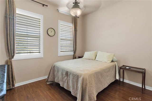 19423 Crystal Springs Ln, Apple Valley, CA 92308 - bedroom featuring wood finished floors and baseboards