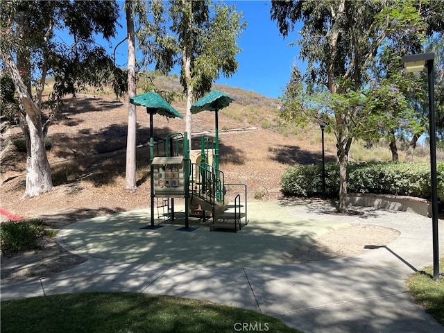 177 Via Colinas, Westlake Village, CA 91362 - view of community playground