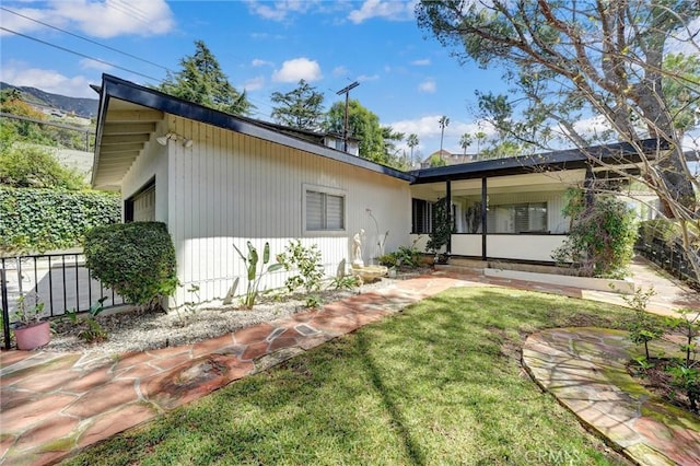 2917 Highridge Rd, La Crescenta, CA 91214 - rear view of house featuring a yard