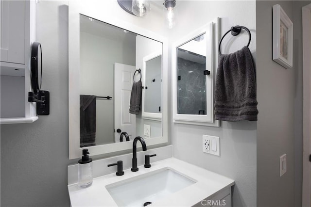 10546 Royal Oak Way, Stanton, CA 90680 - bathroom featuring vanity