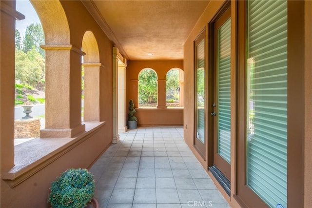15 Basilica Pl, Ladera Ranch, CA 92694 - unfurnished sunroom with arched walkways