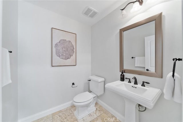 15 Basilica Pl, Ladera Ranch, CA 92694 - half bathroom featuring baseboards and toilet