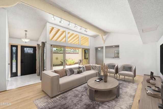 10215 Alexandria St, Ventura, CA 93004 - photo 8