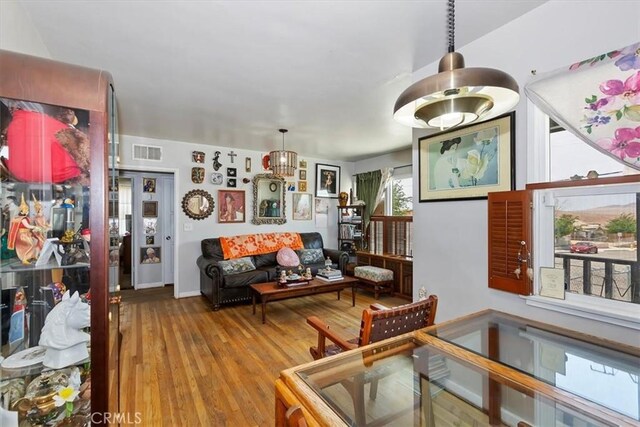 112 W Grandview Dr, Barstow, CA 92311 - living room with wood finished floors