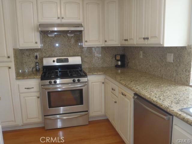 11459 Shippigan Way, Cypress, CA 90630 - photo 9