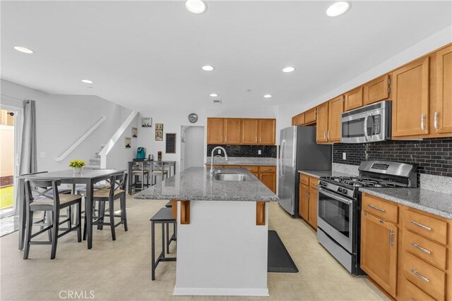 34167 Shasta Dr, Lake Elsinore, CA 92532 - photo 13