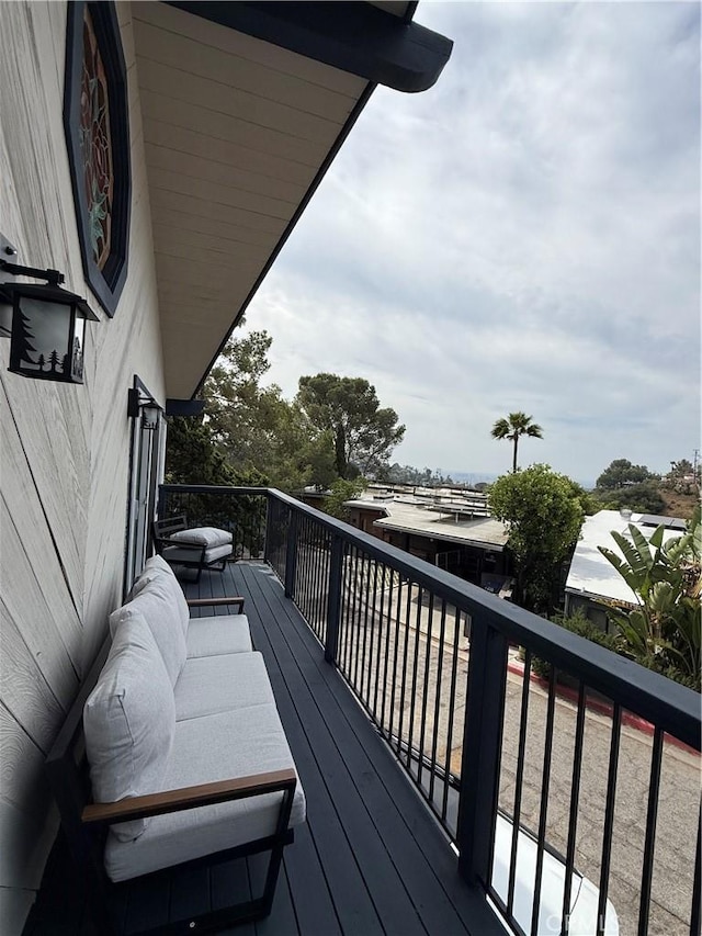 2838 Lambert Dr, Los Angeles, CA 90068 - view of deck