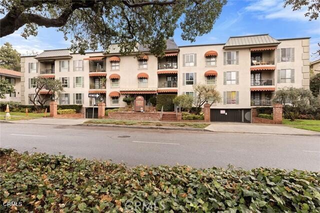 330 S Mentor Ave Unit 233, Pasadena, CA 91106 - view of building exterior