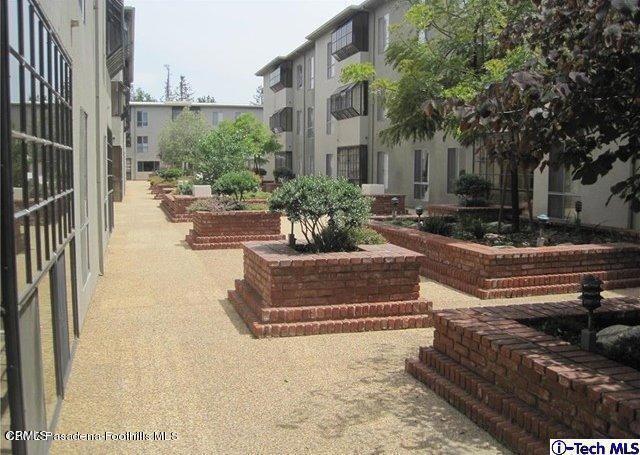 330 S Mentor Ave Unit 233, Pasadena, CA 91106 - view of surrounding community