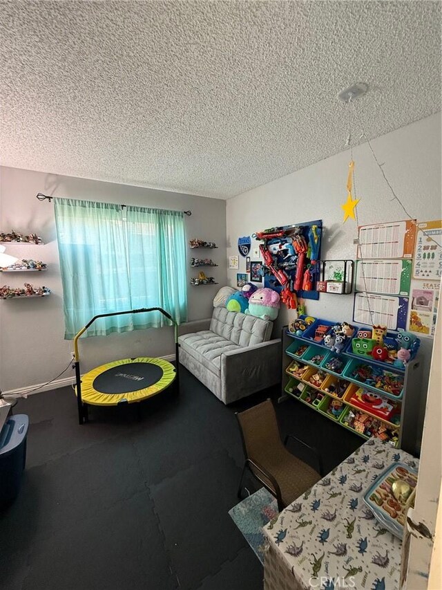 2651 Annapolis Cir, San Bernardino, CA 92408 - bedroom with a textured ceiling