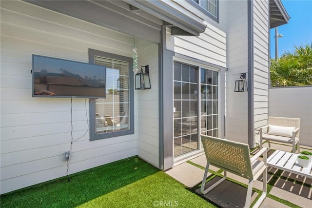 245 Palmer St, Costa Mesa, CA 92627 - view of patio