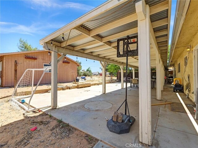 20715 Teton Rd, Apple Valley, CA 92308 - view of patio / terrace