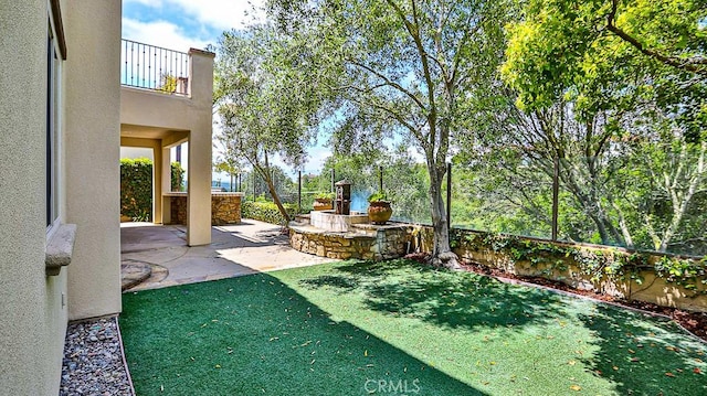 53 Via Armilla, San Clemente, CA 92673 - view of yard with a patio and a balcony