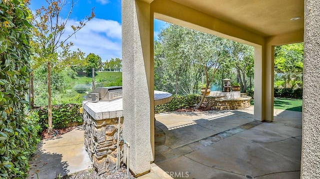 53 Via Armilla, San Clemente, CA 92673 - view of patio featuring an outdoor kitchen