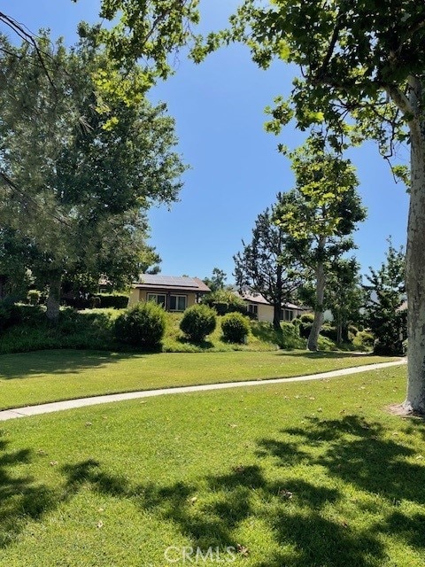 36122 Fair Oak Trl, Yucaipa, CA 92399 - photo 4