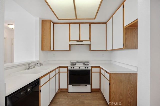 221 S Oak Knoll Ave Unit 308, Pasadena, CA 91101 - kitchen featuring white range with gas stovetop, dishwasher, under cabinet range hood, a sink, and light wood-type flooring