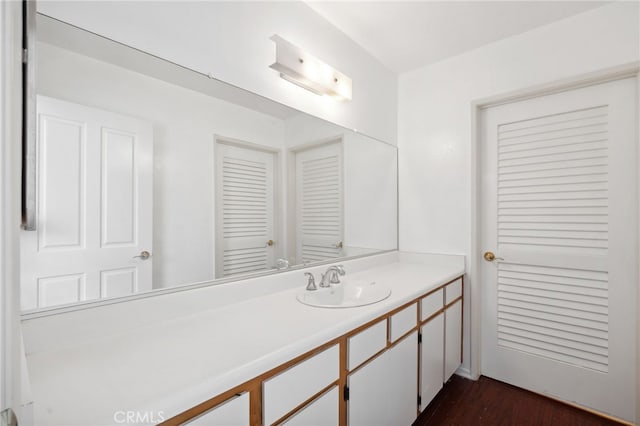 221 S Oak Knoll Ave Unit 308, Pasadena, CA 91101 - bathroom with vanity and wood finished floors