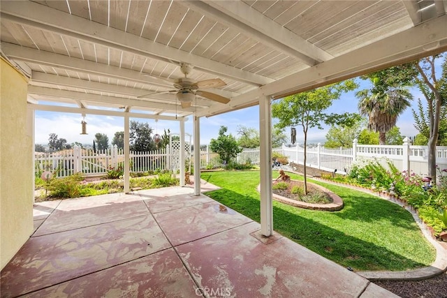 39798 Fairview Ct, Murrieta, CA 92563 - view of patio with a ceiling fan