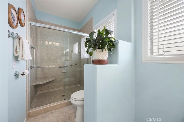39798 Fairview Ct, Murrieta, CA 92563 - full bathroom featuring a stall shower and toilet