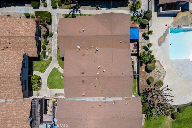 8568 Century Blvd Unit B, Paramount, CA 90723 - bird's eye view of a pool area