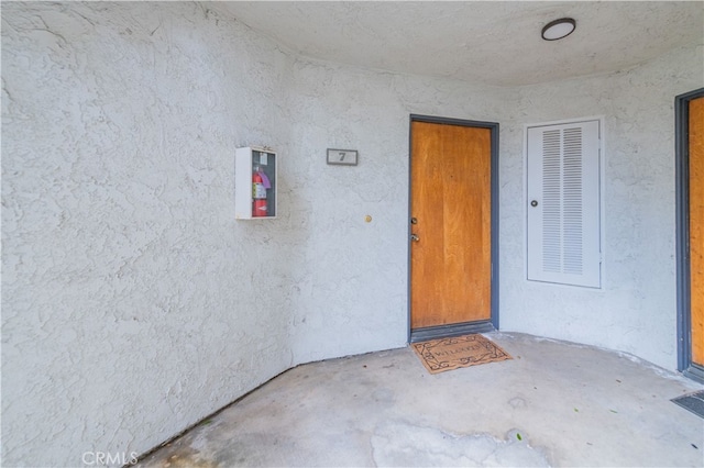 7 Town And Country Rd, Phillips Ranch, CA 91766 - photo 2