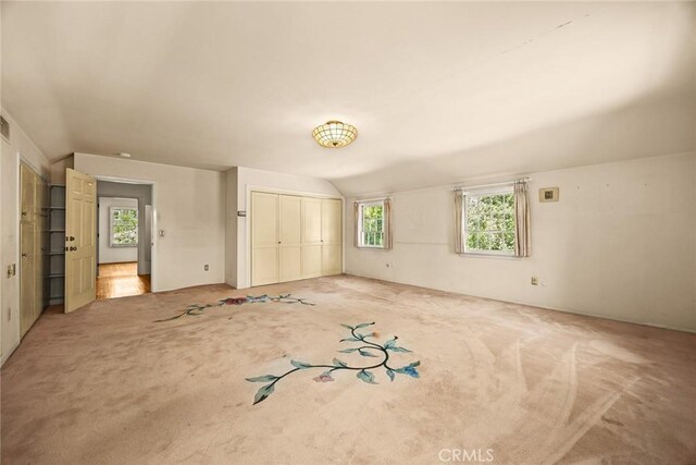 85 S San Rafael Ave, Pasadena, CA 91105 - unfurnished bedroom featuring carpet flooring and a closet
