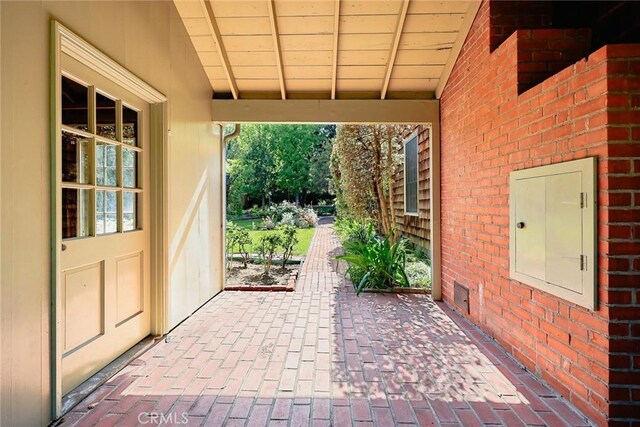 85 S San Rafael Ave, Pasadena, CA 91105 - view of patio / terrace
