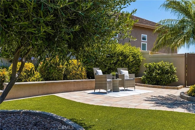 14 Celonova Pl, Lake Forest, CA 92610 - view of patio / terrace