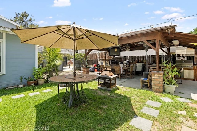11073 Andrews St, South El Monte, CA 91733 - view of yard featuring a patio