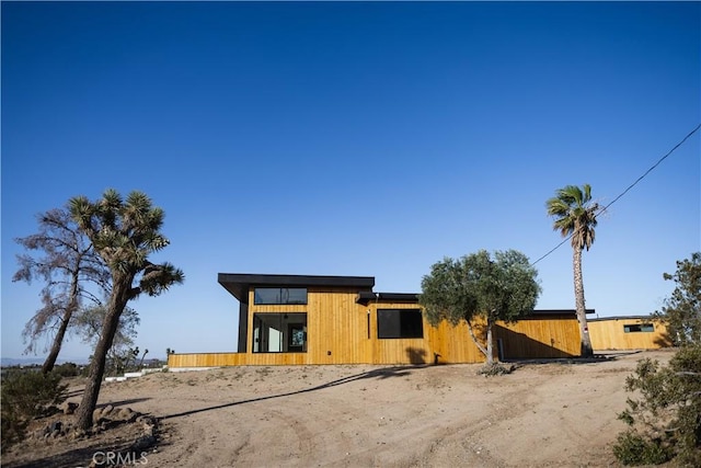 3977 Sage Ave, Yucca Valley, CA 92284 - view of front facade