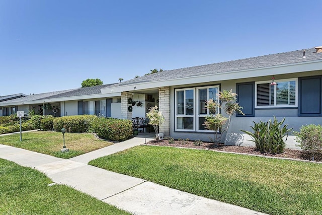 3630 S Vista Campana Unit 22, Oceanside, CA 92057 - ranch-style home featuring a front yard and stucco siding